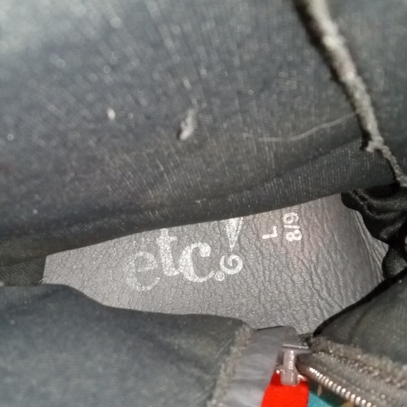 Boots - Picture 6 of 9